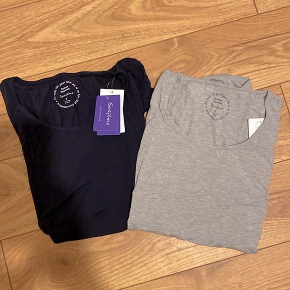 Twin Pack Maternity Tops - Picture 2 of 2